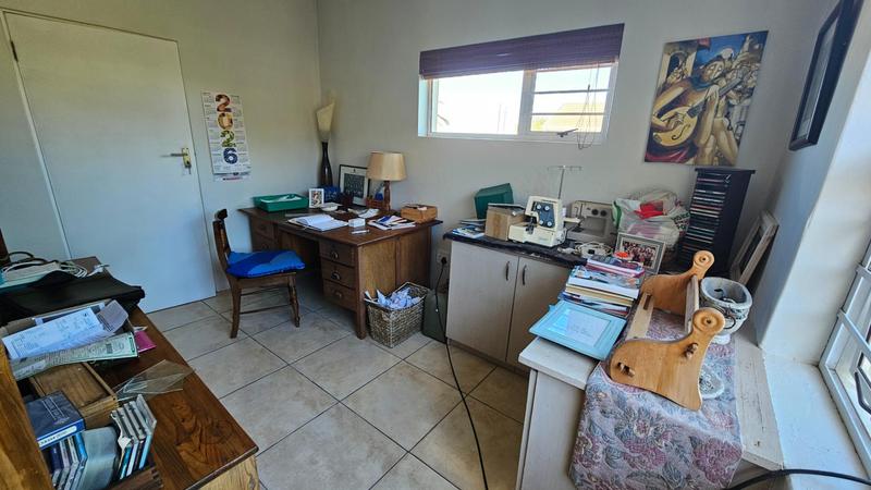 3 Bedroom Property for Sale in Dwarskersbos Western Cape